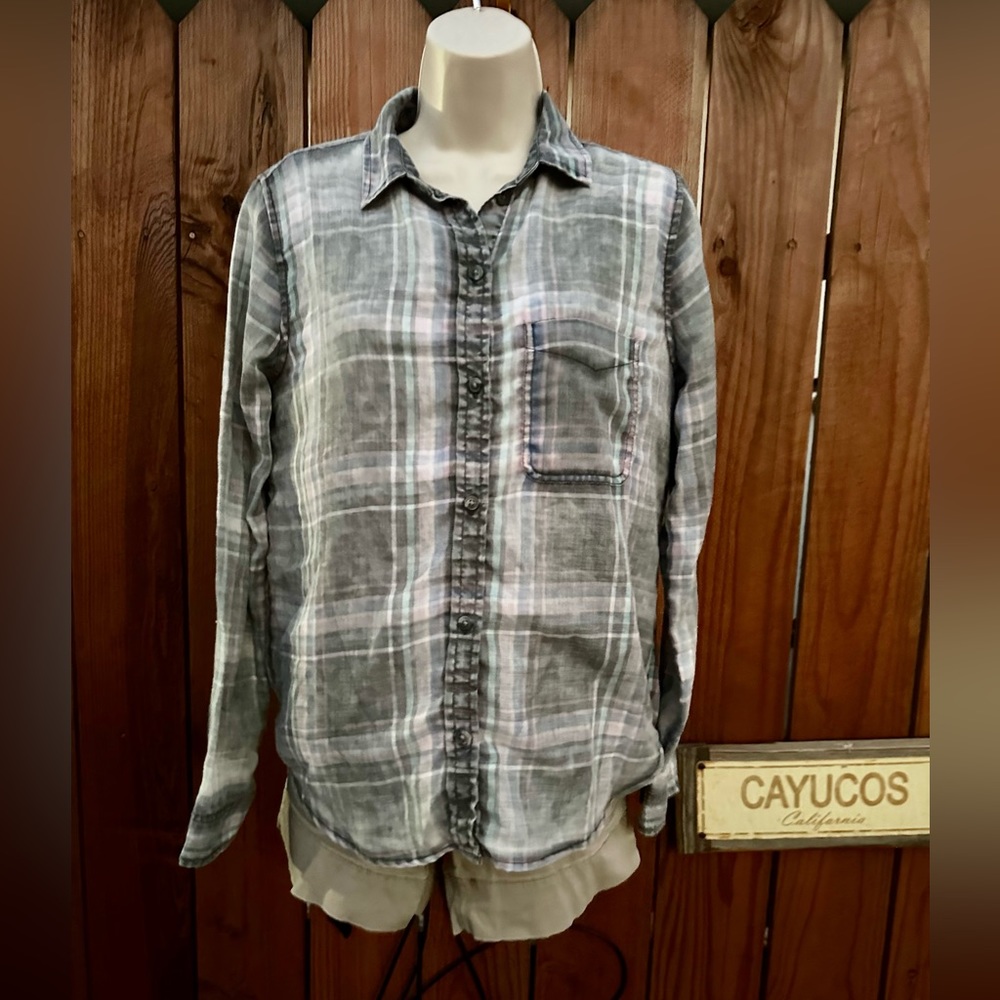 American Eagle button up flannel long sleeve Size Small